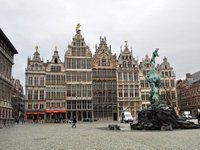 Een aantal oude panden in het centrum van Antwerpen